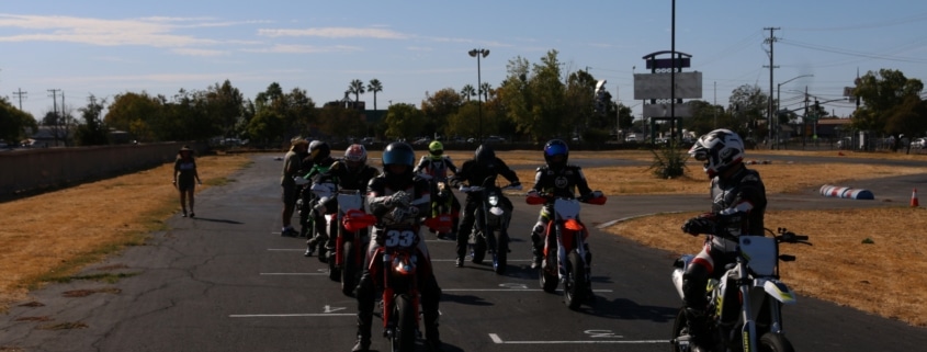 Superbike-Coach Supermoto class to learn to race